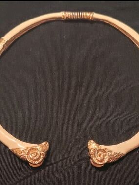 Donald Stannard White Gold Tone Ennamal Ram Head Open Cuff Necklace & Bracelet